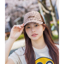 Load image into Gallery viewer, MOON LEOPARD TRUCKER HAT