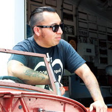 Load image into Gallery viewer, MOON EQUIPPED RETRO SUNGLASSES