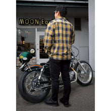 Load image into Gallery viewer, MOON EQUIPPED LIGHTWEIGHT LONG SLEEVE SHIRT
