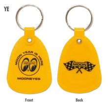Load image into Gallery viewer, MOON SHOEHORN KEYRING
