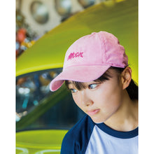 Load image into Gallery viewer, MOON LETTERING CORDUROY HAT
