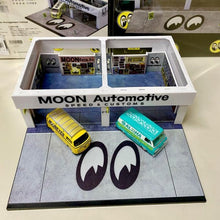Load image into Gallery viewer, TARMAC WORKS X MIJO EXCLUSIVES/MOONEYES PIT GARAGE DIORAMA
